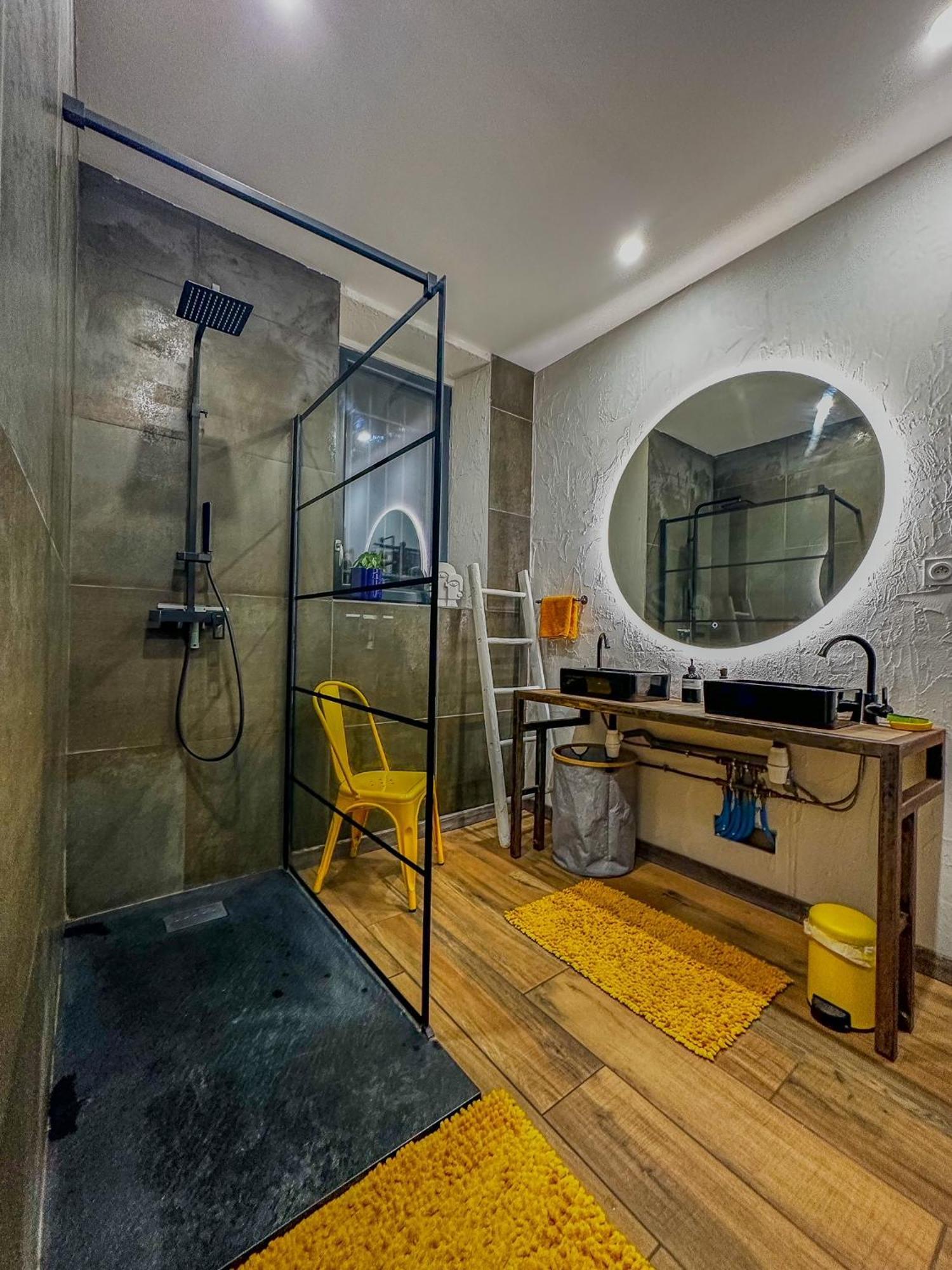 Вилла Loft Modern Avec Jardin Piscine Et Pool House Lavalette Экстерьер фото